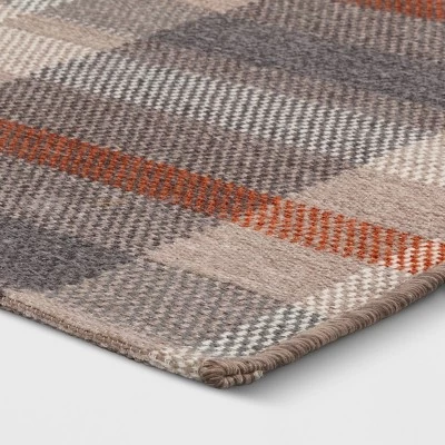 1'8"x2'10" Washable Fall Checkered Accent Rug Tan - Threshold™ 2 1'8"x2'10" Washable Fall Checkered Accent Rug Tan - Threshold™ - Image 2