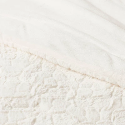 Textured Faux Fur Comforter & Sham Set - Threshold™ 3 Textured Faux Fur Comforter & Sham Set - Threshold™ - Image 3